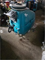 TENNANT T5E FLOOR SCRUBBER