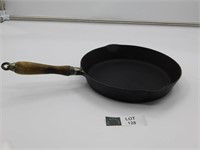 6 CAST IRON FRYING PAN