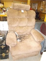 Brown Electric Lift Chair - Ex Shape!