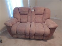 (1) Love Seat Recliner