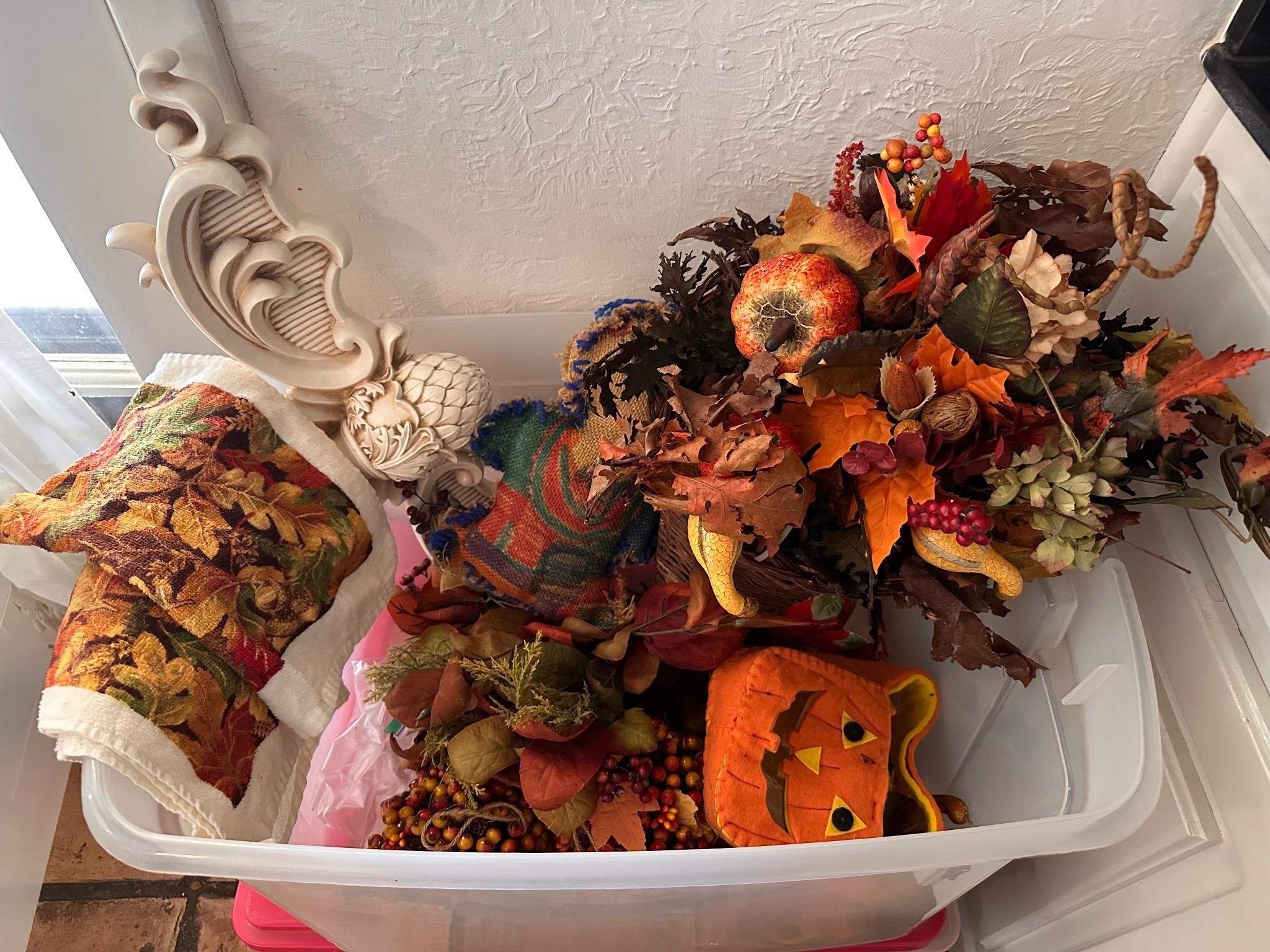 Cornucopia and other fall decor