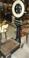 ANTIQUE LARGE TOLEDO SCALE CO. DIAL SCALE