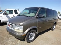 2000 GMC Safari Passenger Van