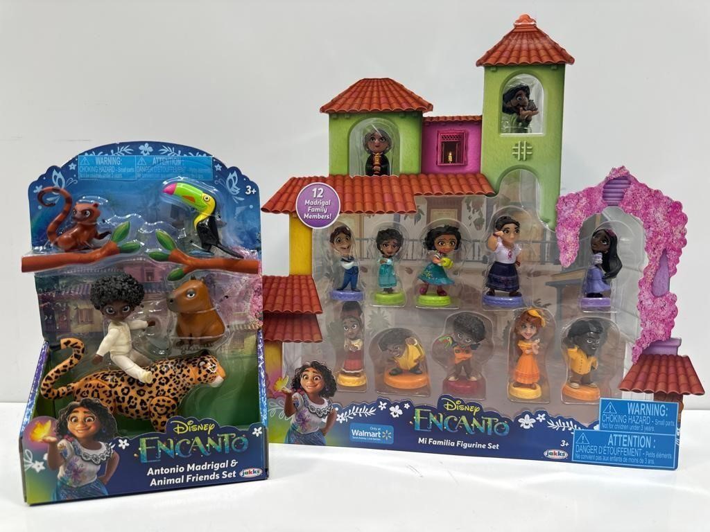 Disney Encanto Mi Familia 12 Mini Figure Set