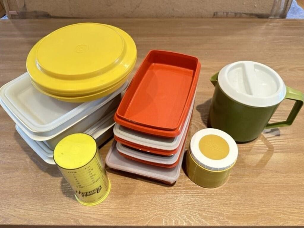 Tupperware & Plastic ware