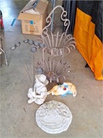 Metal Plant Stand, Garden Statues