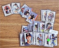 APPROX 30 MLB SIGNED SPORTS TRADING CARDS