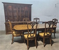 Weiman dining room set 2pc hutch 76"19"80",