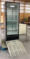 Upright cooler-runs and cools-
28 x 25 x 80