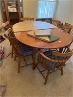 TABLE W/ 6 CHAIRS, 2 LEAVES, W/ PAD,