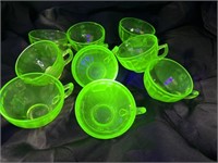 9PC lot Federal Uranium green depression glass