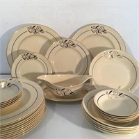 SET OF JOHNSON BROTHERS DISHES ENGLAND