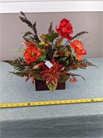 Dixie Standing Poppies Floral Decor