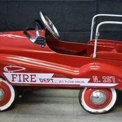 FIRE DEPT PEDAL CAR WITH BELL