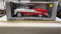 WELLY 1955 OLDSMOBILE SUPER 88 1/18 scale