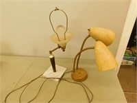 2  Vintage lamps needs bulbs