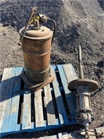 Texaco Barrel Pump