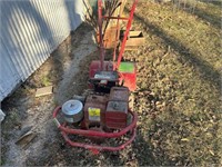 TROY BUILT GARDEN TILLER (RUNS AND OPERATES AS IT