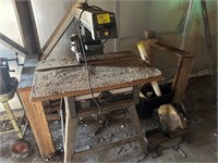 ELECTRIC CRAFTSMAN RADIAL SAW (RUNS AND OPERATES