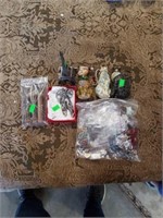 Miscellaneous lot of items including jewlery