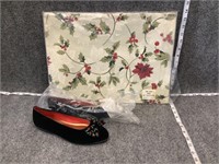 Brand New Holiday Womens Shoes and Placemats