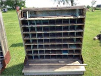 Pigeon hole organizer unit