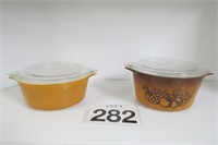 2 Vintage Pyrex Dishes w/ Lids