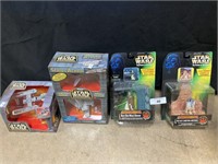 Lot of 4 Star Wars toys.