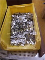 Container of Plywood 5/8" Clips (#214)