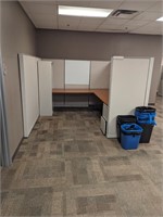 2 Office Cubical - See Pictures