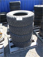 (4) LT275/70R18 Snow Tires