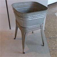 Vintage Galvanized Wheeling Wash Tub