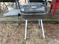 Backyard charcoal grill 32x22x22