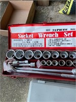 21 Piece Wrench Set