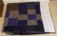 Full size quilt - no holes / stains