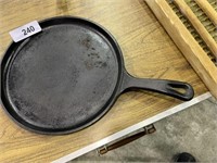 Lodge Griddle Pan, 10-1/2" Diameter