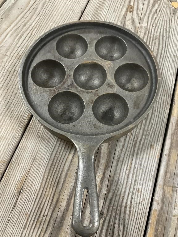 Griswold #962 Cast Iron Skillet