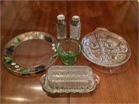 6 assorted glass pieces