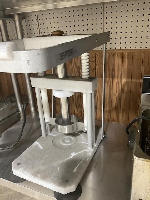 Pineapple peeler corer