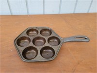 Cast Iron 7 Muffin Pan