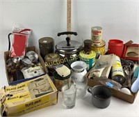 Advertising Tins and Containers, Clabber Girl
