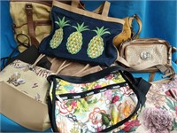 9 Purses all kinds look at pictures
