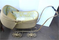 Wicker Pram / Baby Carriage