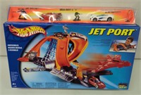 Hotwheels Jet Port Play Set NIB