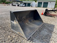 High Capacity 2.5 CU YRDS Skid Steer Bucket