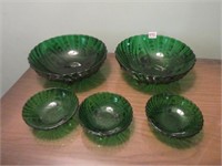 Vintage Emerald Green Glass Bowls.