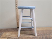 Doll Stool  11" tall