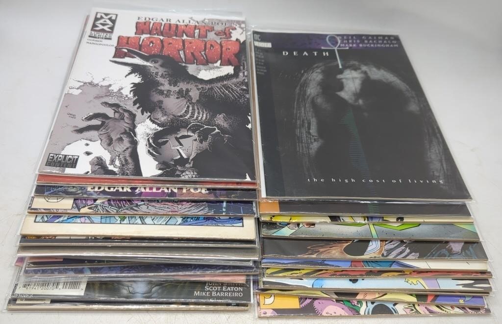 (EF) 25 Various Comics Including Vertigo: Death,