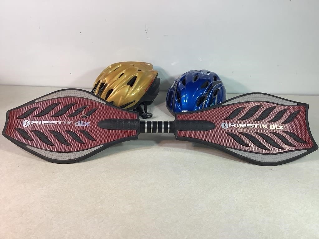 RIPSTIK Skateboard W/2 Helmets