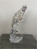 Franklin Mint White Siberian Tiger Figurine